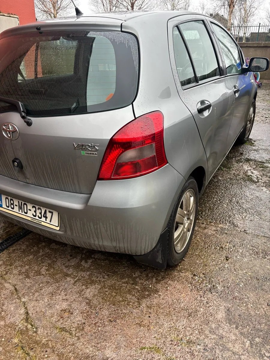 Toyota Yaris - Image 2