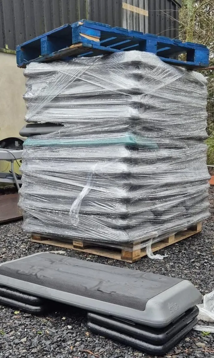 AEROBIC STEPS - Image 1