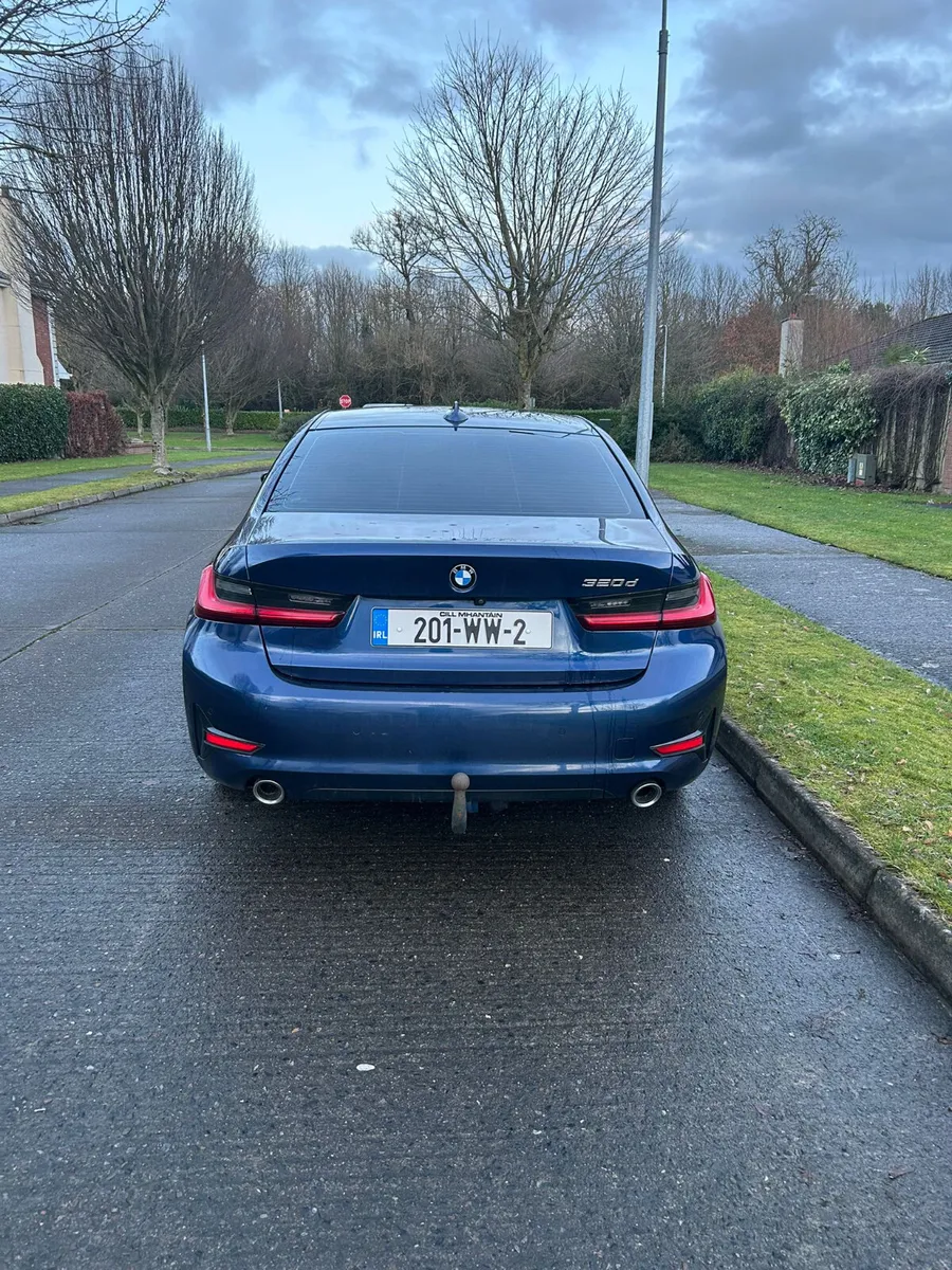 BMW 3-Series 2020 - Image 3