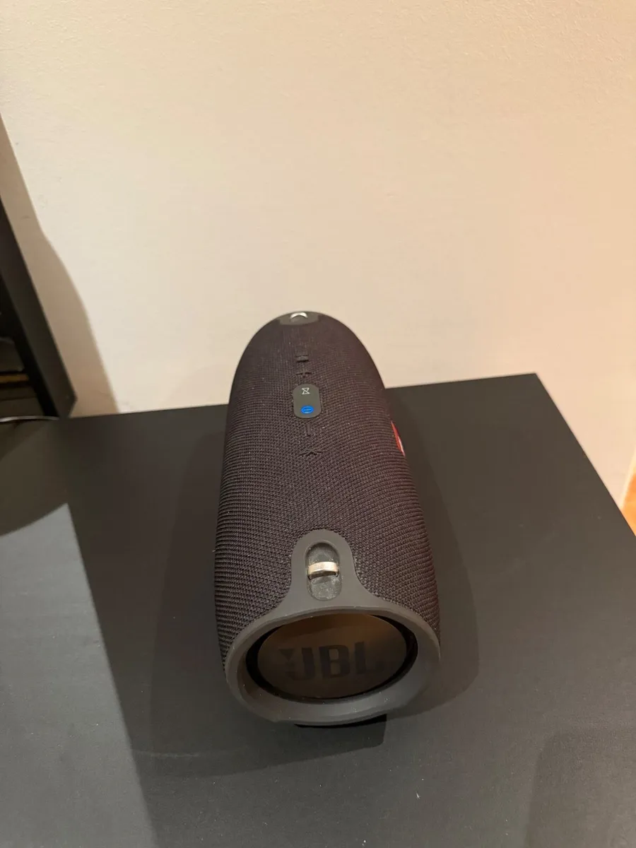 JBL Portable Speaker - Image 3
