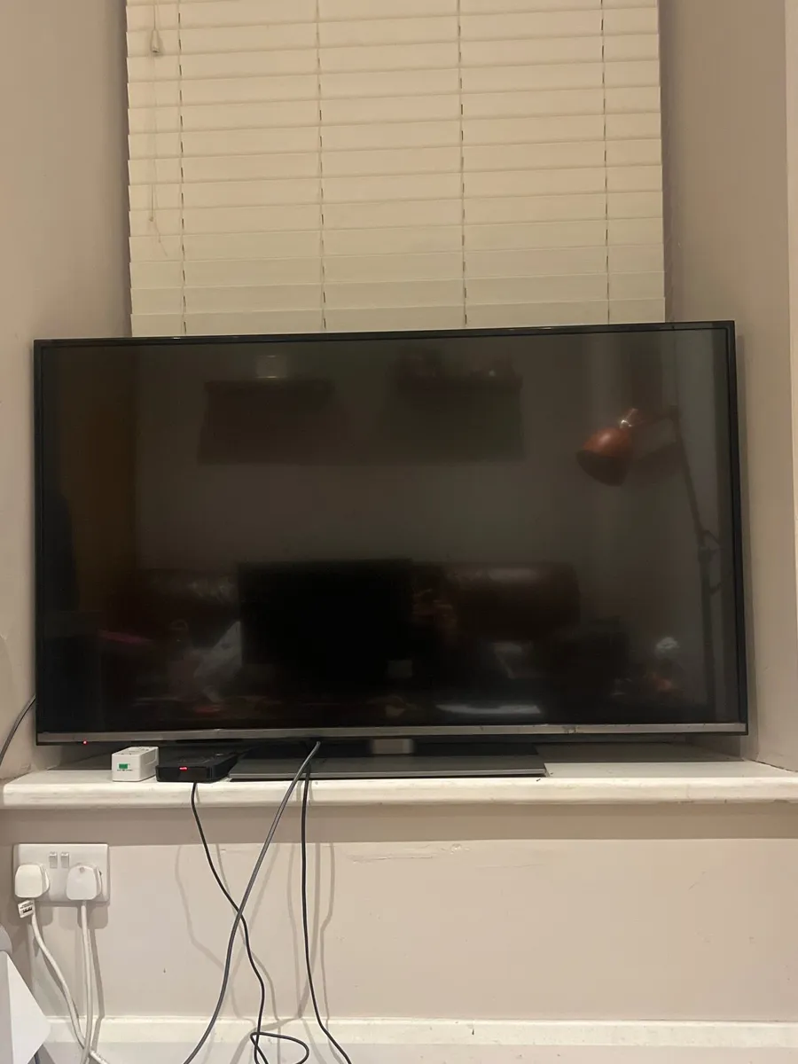 49" Full HD Smart LED - Image 2