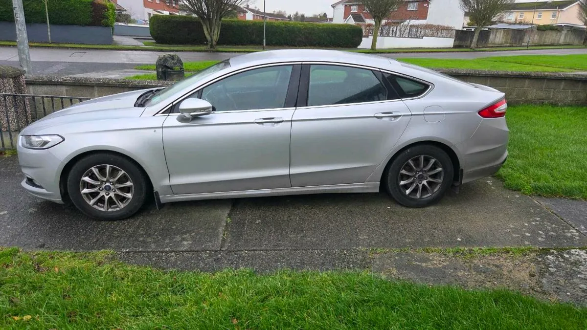 2016 Ford Mondeo 1.5 TDCI ZETEC - Image 3