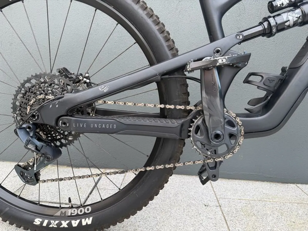 YT Jeffsy 29 CORE 3 Black Magic M - Image 3