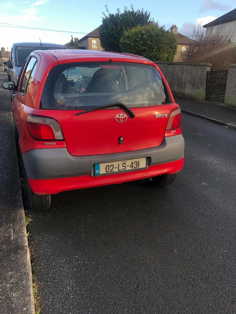 Toyota Yaris 2002 - Image 1