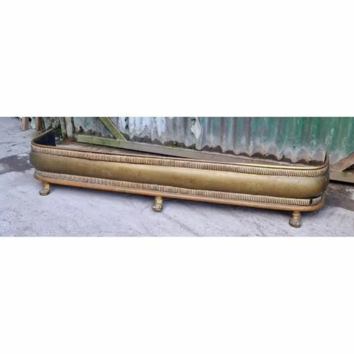 Brass Fire Fender KAS719 - Image 1