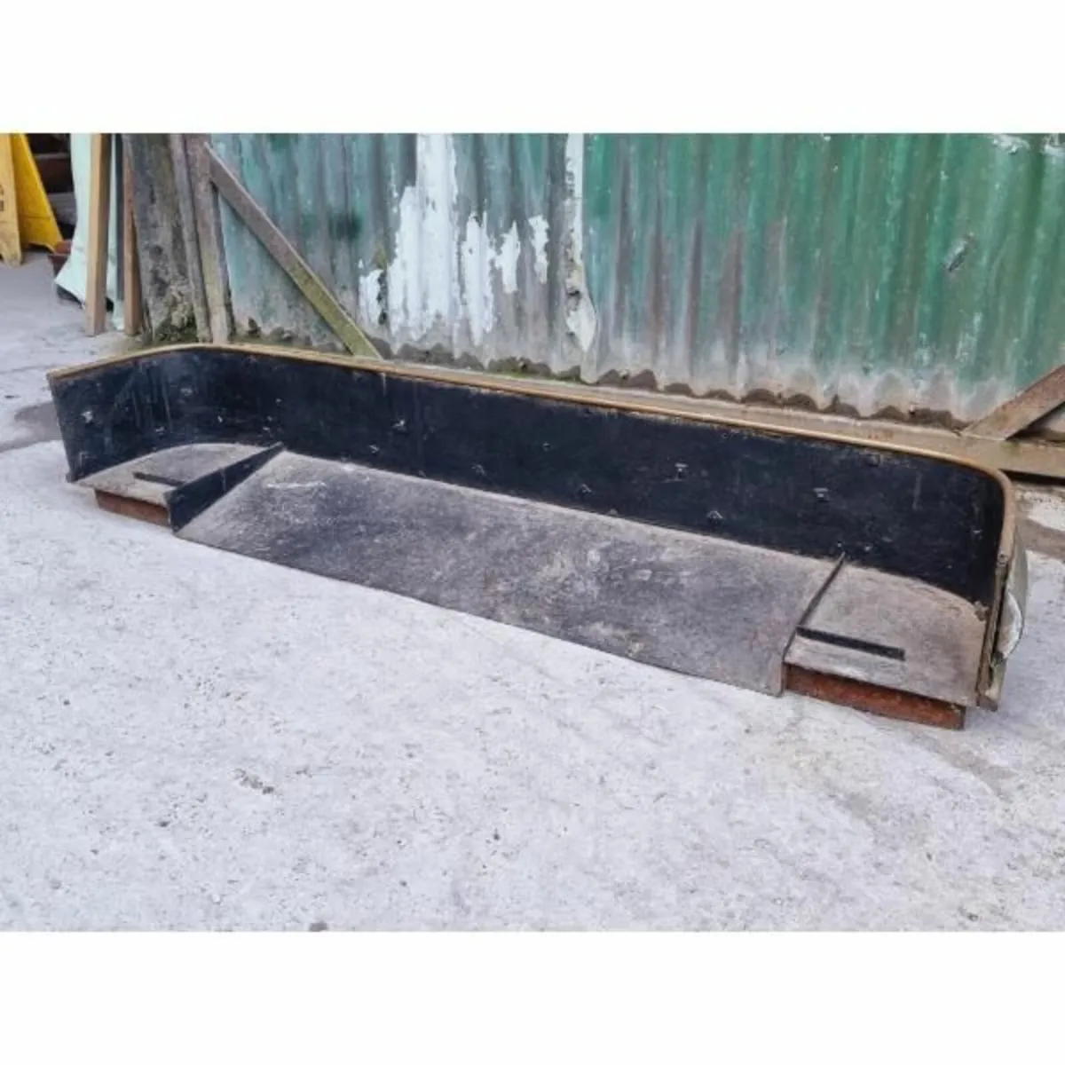 Brass Fire Fender KAS719 - Image 3