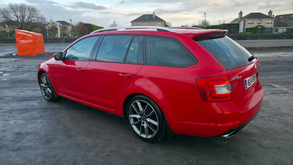 2015 Skoda Octavia VRS Combi 2.0 Tdi - Image 3