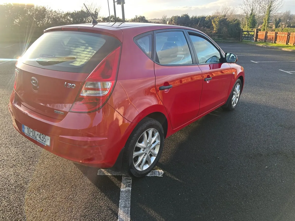 Hyundai i30 2010 - Image 4