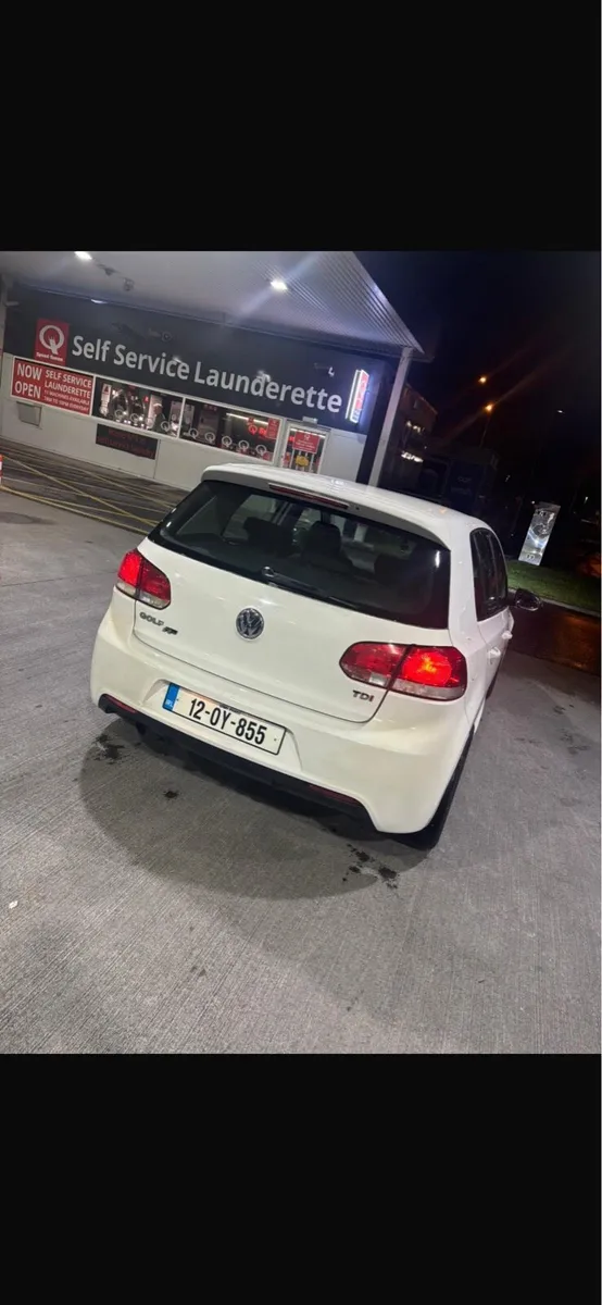 Volkswagen Golf R line - Image 2