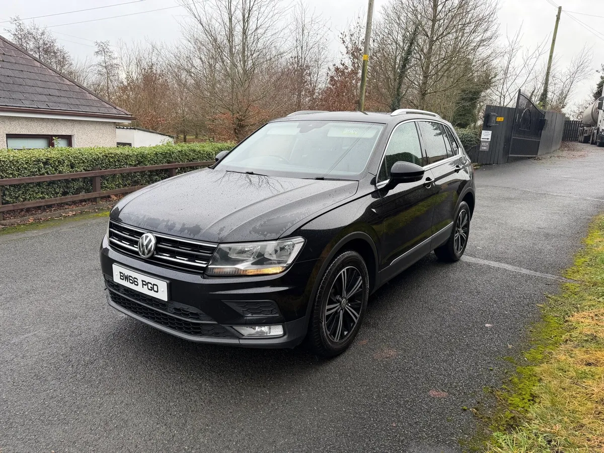 2017 Volkswagen Tiguan 2.0 TDI 4Motion DSG Auto - Image 2