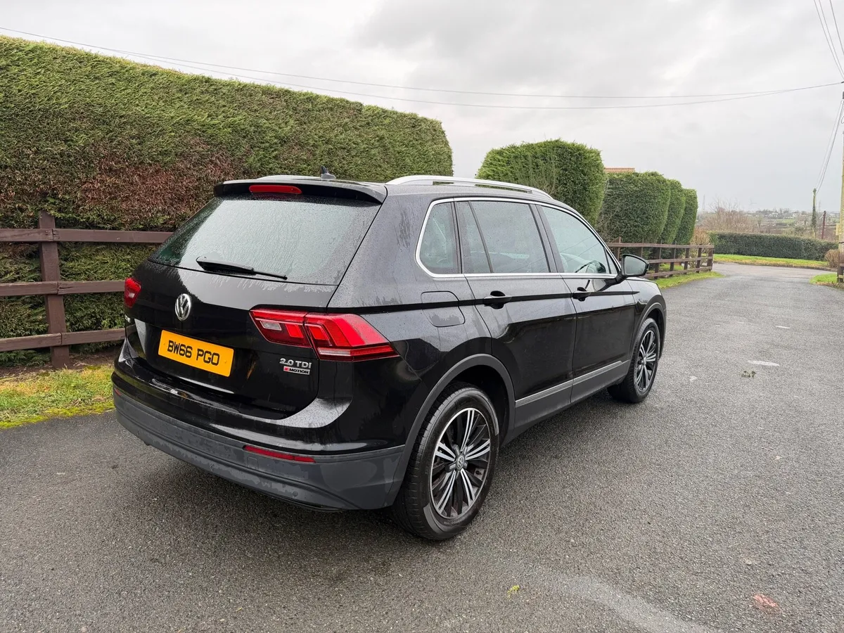 2017 Volkswagen Tiguan 2.0 TDI 4Motion DSG Auto - Image 4