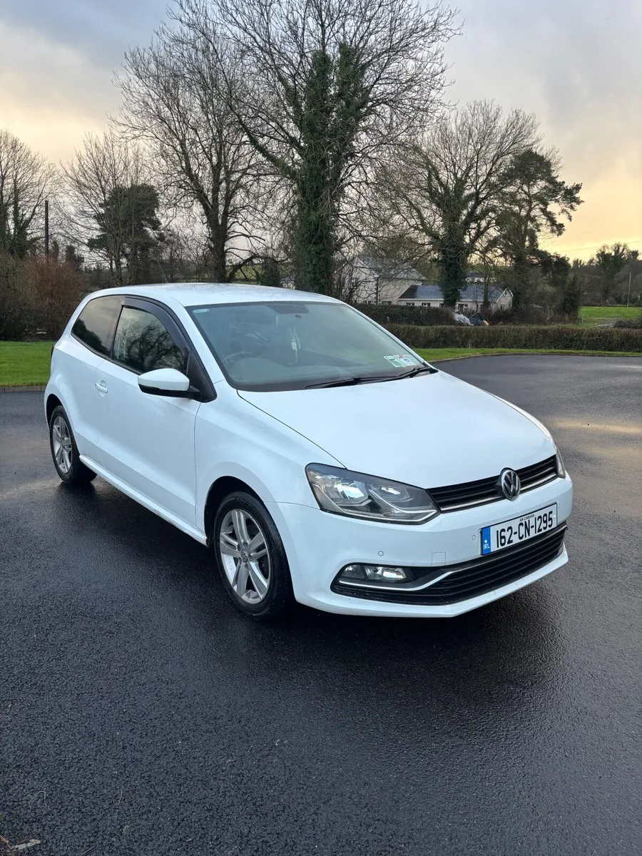 White 162 Volkswagen Polo - Image 1