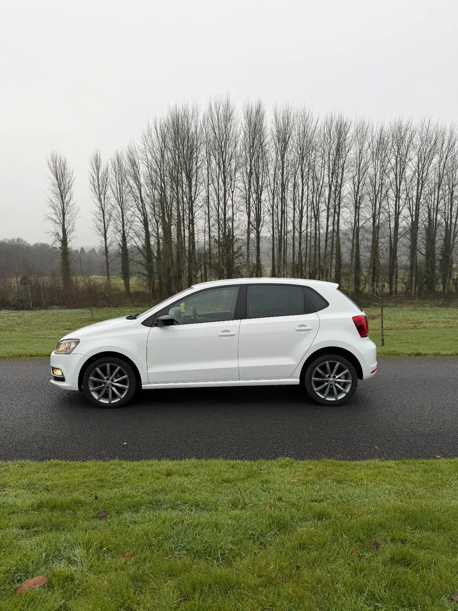 Volkswagen Polo 2015 - Image 4