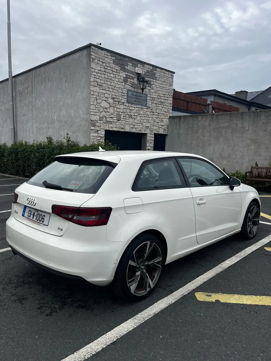 Audi A3 1.6 TDI SE 103 BHP - Image 2