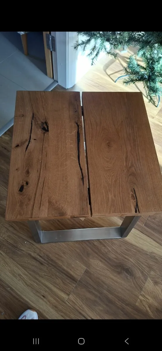 Solid Oak end table - Image 4