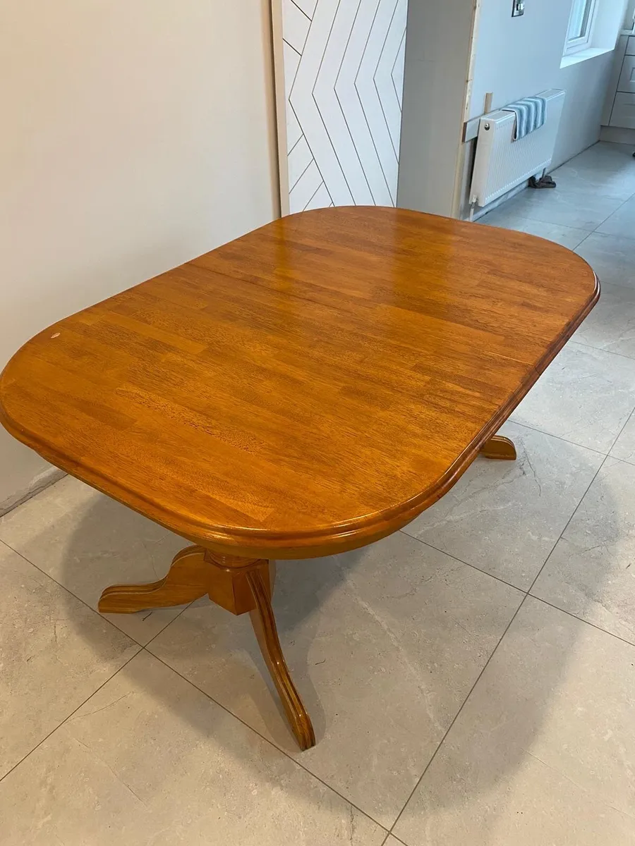 Table and 6 chairs - Image 4