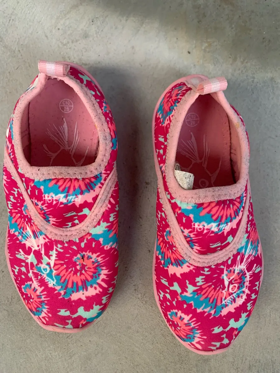 Kids Wetsuit & Booties - Image 2