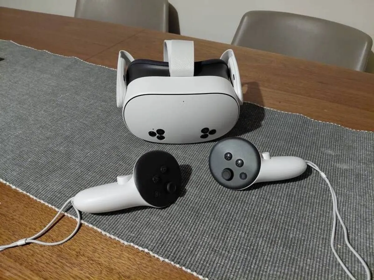 Meta Quest S3 VR Headset - Image 2