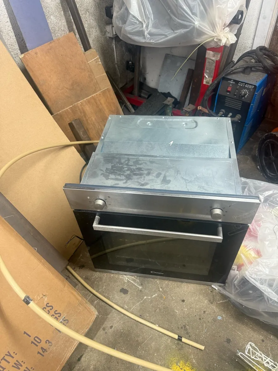 Electric oven - Image 2