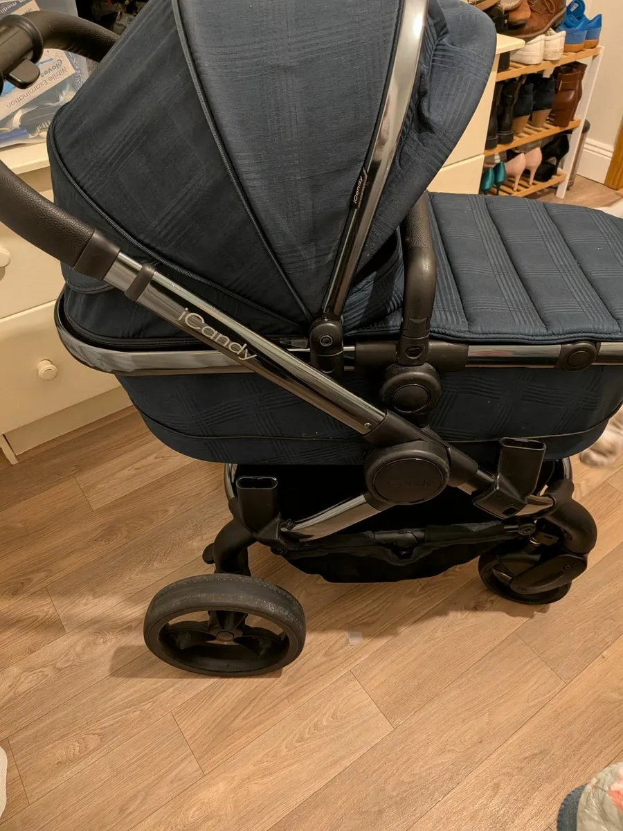 Icandy pram and buggy - Image 3