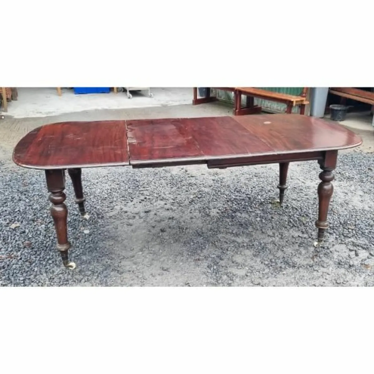 Extending Dining Table KAS634 - Image 1
