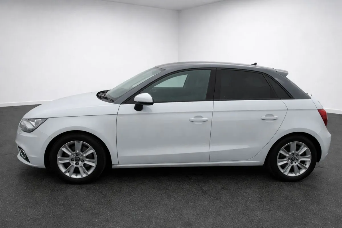 Audi A1 - 1.4TSI - 2013 - Image 2