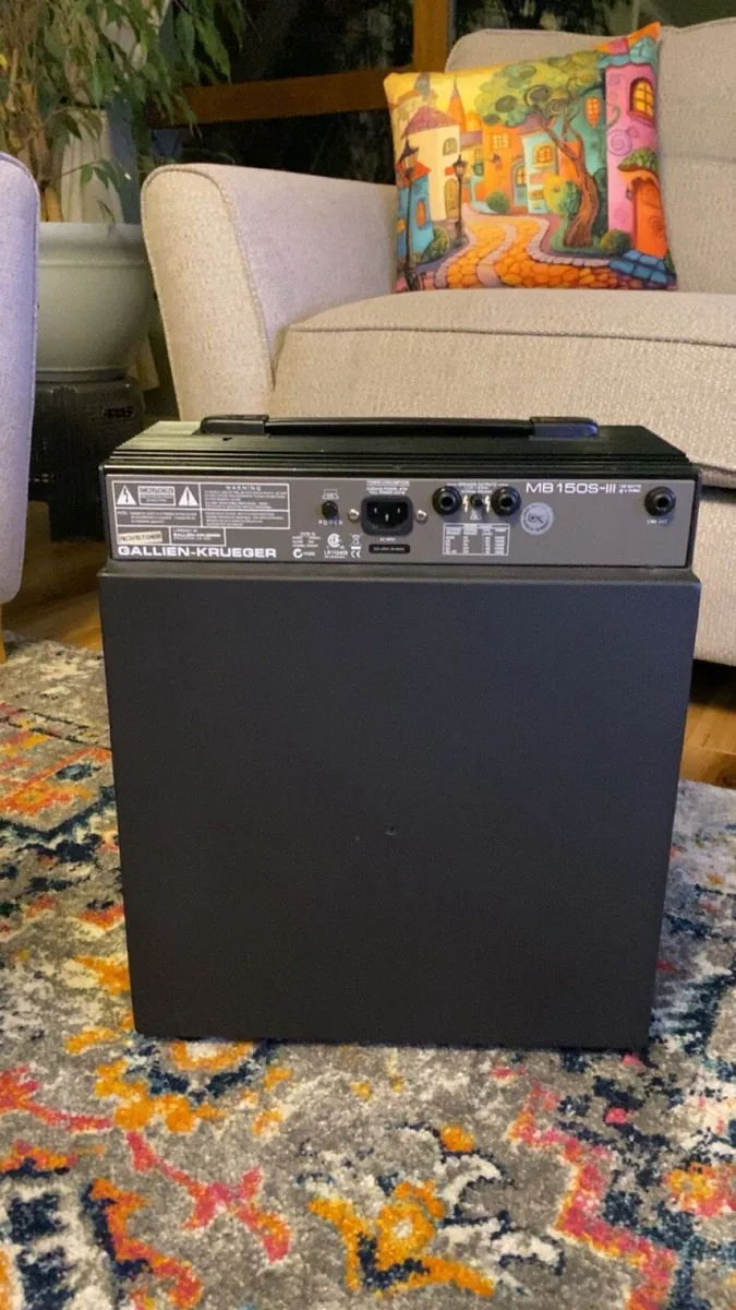 Gallien Krueger bass amp - Image 2