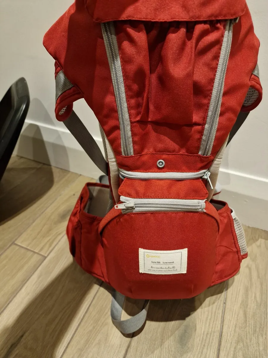 Baby carrier - Image 1