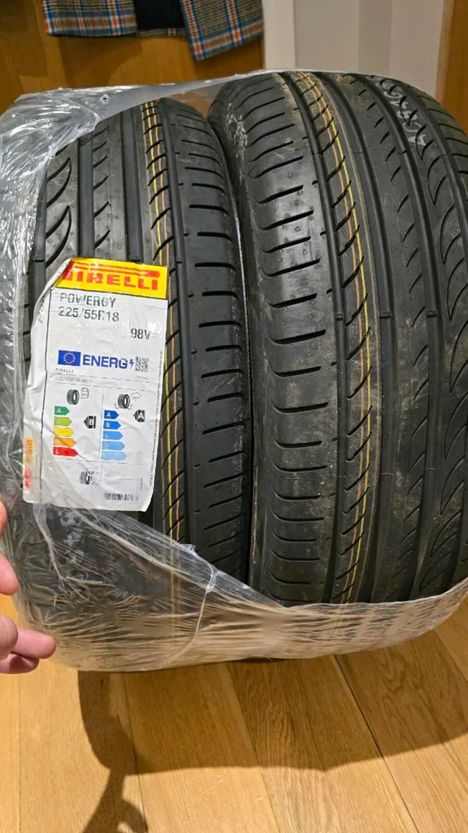 Car Tyres Pirelli 225/55/R18