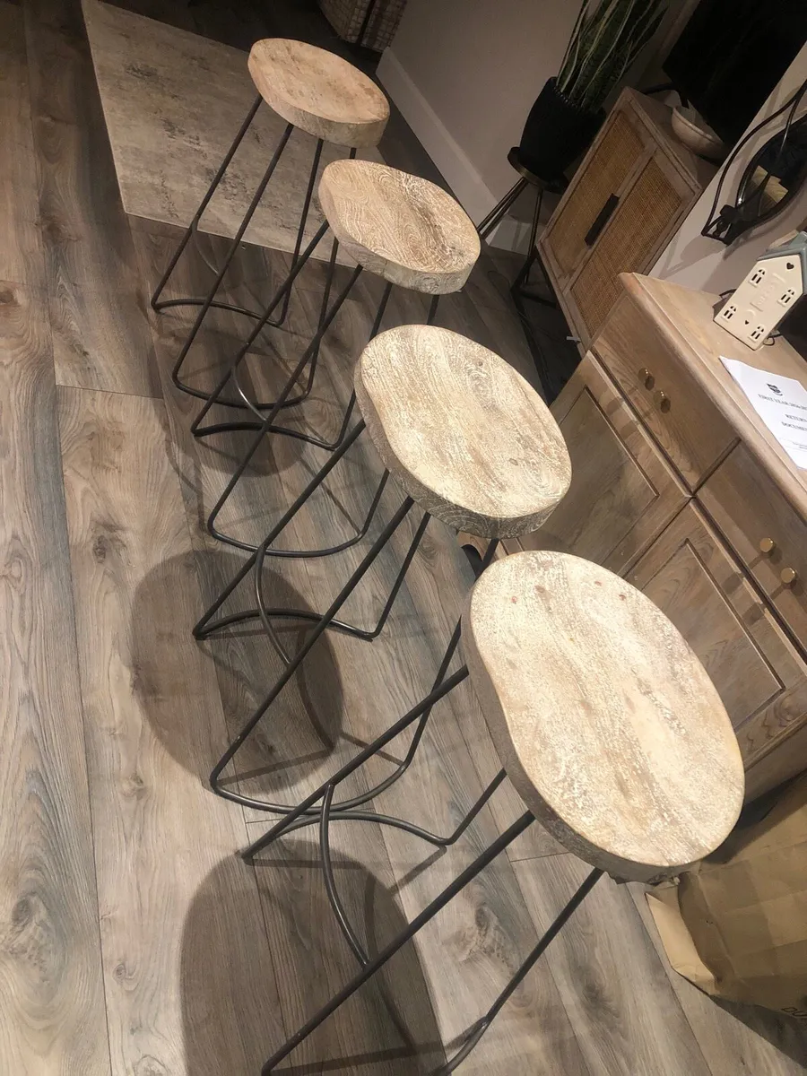 Kitchen island stools - Image 1