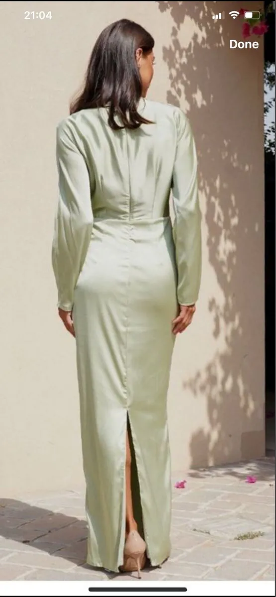 Floor length dress new - Image 3