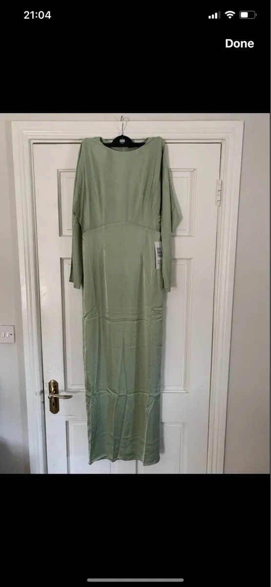 Floor length dress new - Image 4