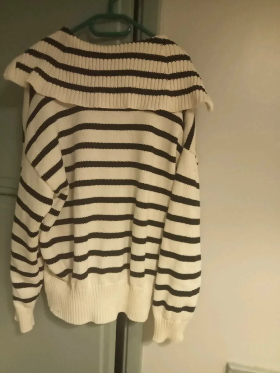 Ladies jumper size 10 - Image 2