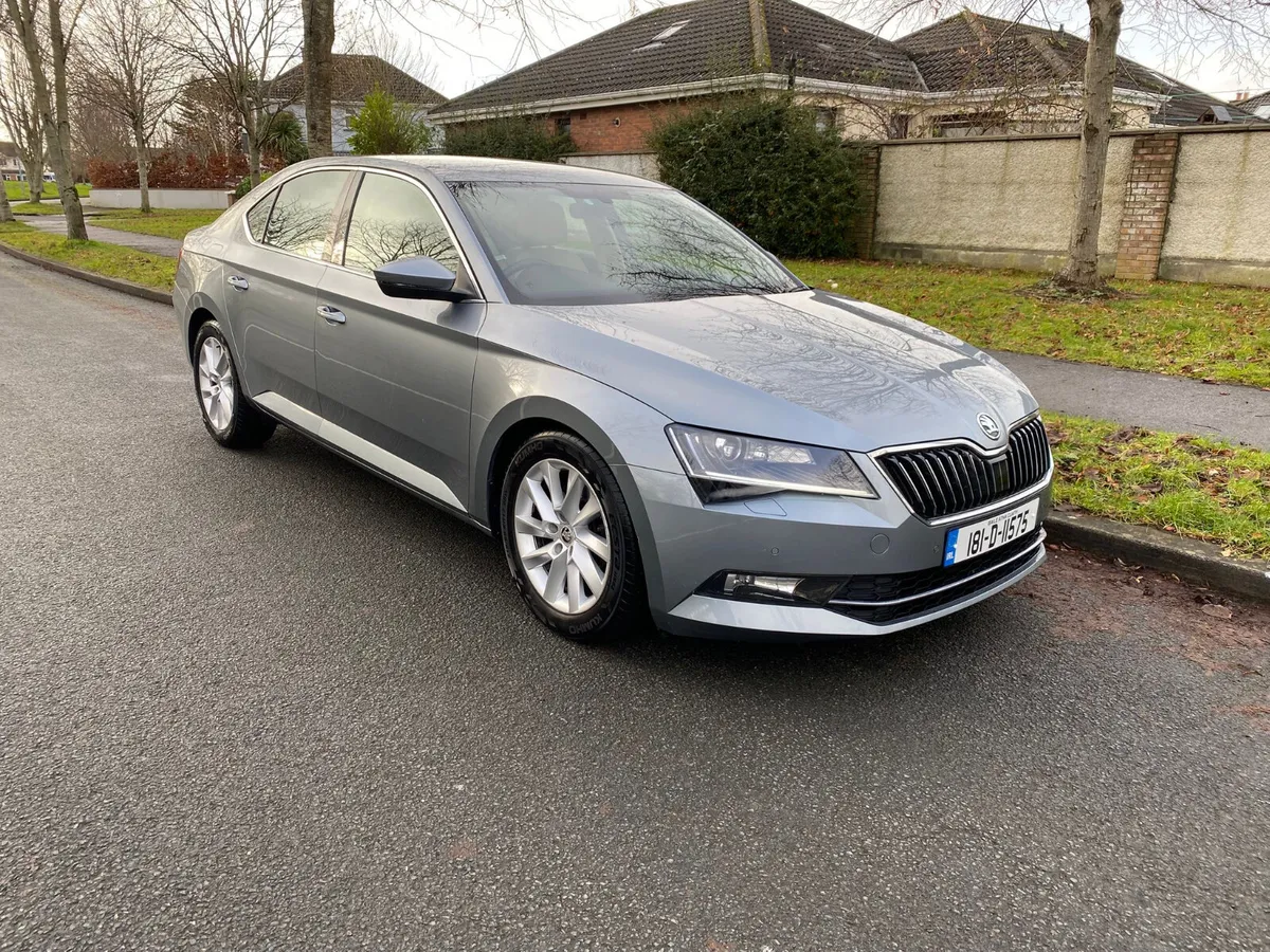 SKODA SUPERB 1.6 TDI STYLE - Image 1