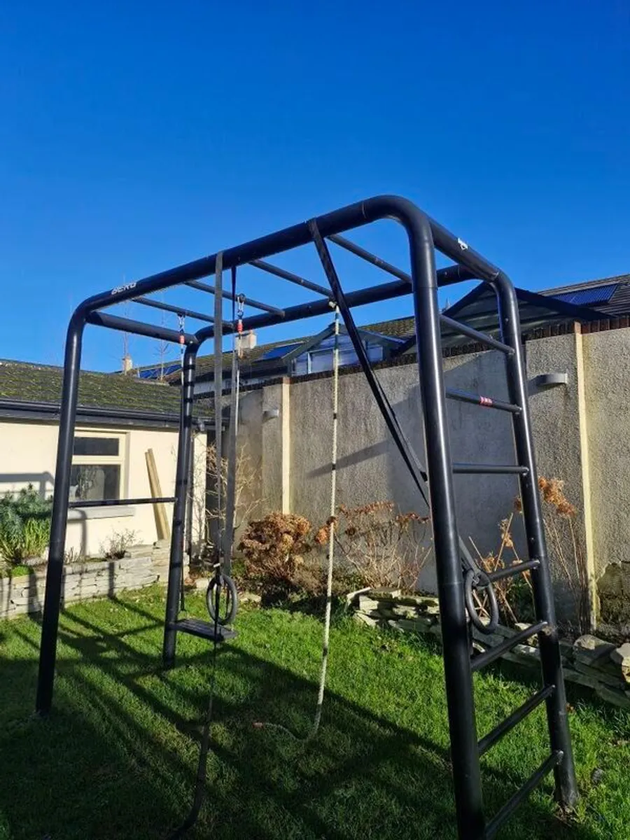 Berg climbing play base - Image 2