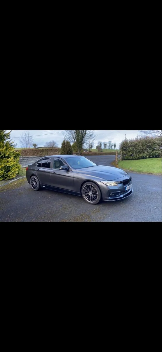 BMW 318D - Image 2