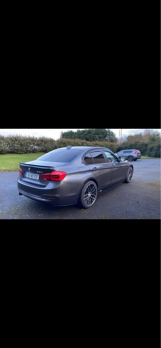 BMW 318D - Image 4