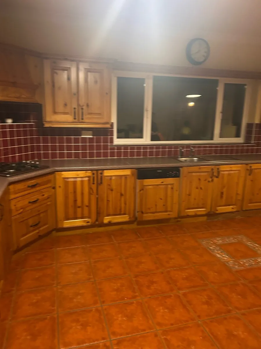 Kitchen - Image 2