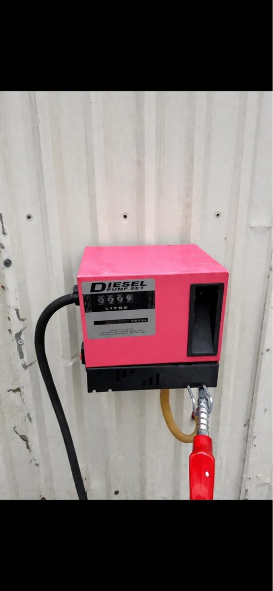 Diesal pump & 2000litre tank