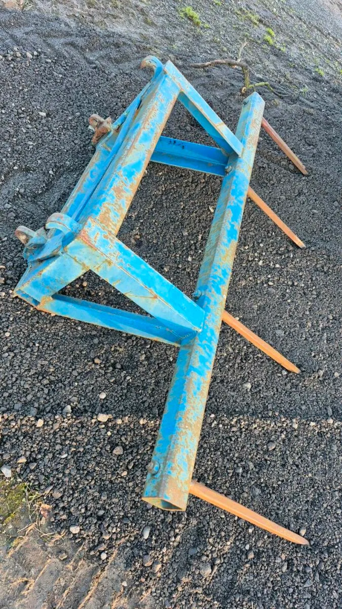 Straw Fork - Image 1