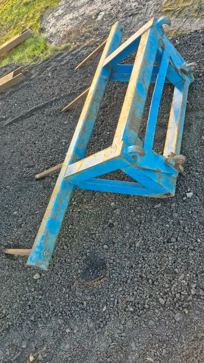 Straw Fork - Image 2