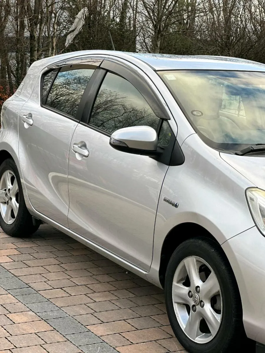 Toyota aqua - Image 1