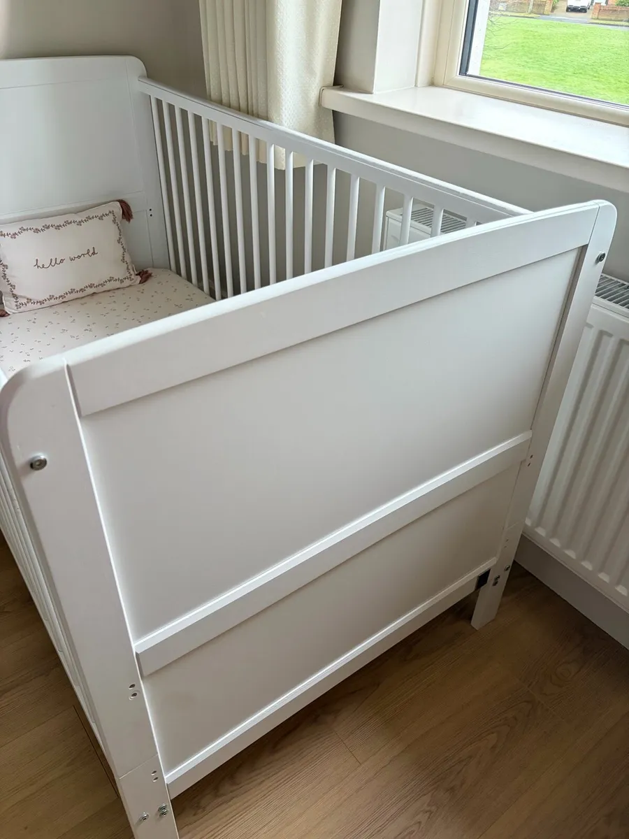 Baby Elegance cot bed - Image 2