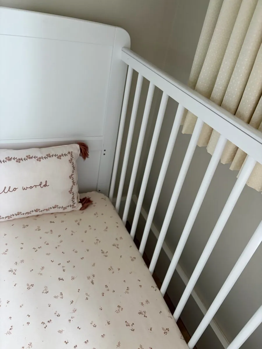Baby Elegance cot bed - Image 4
