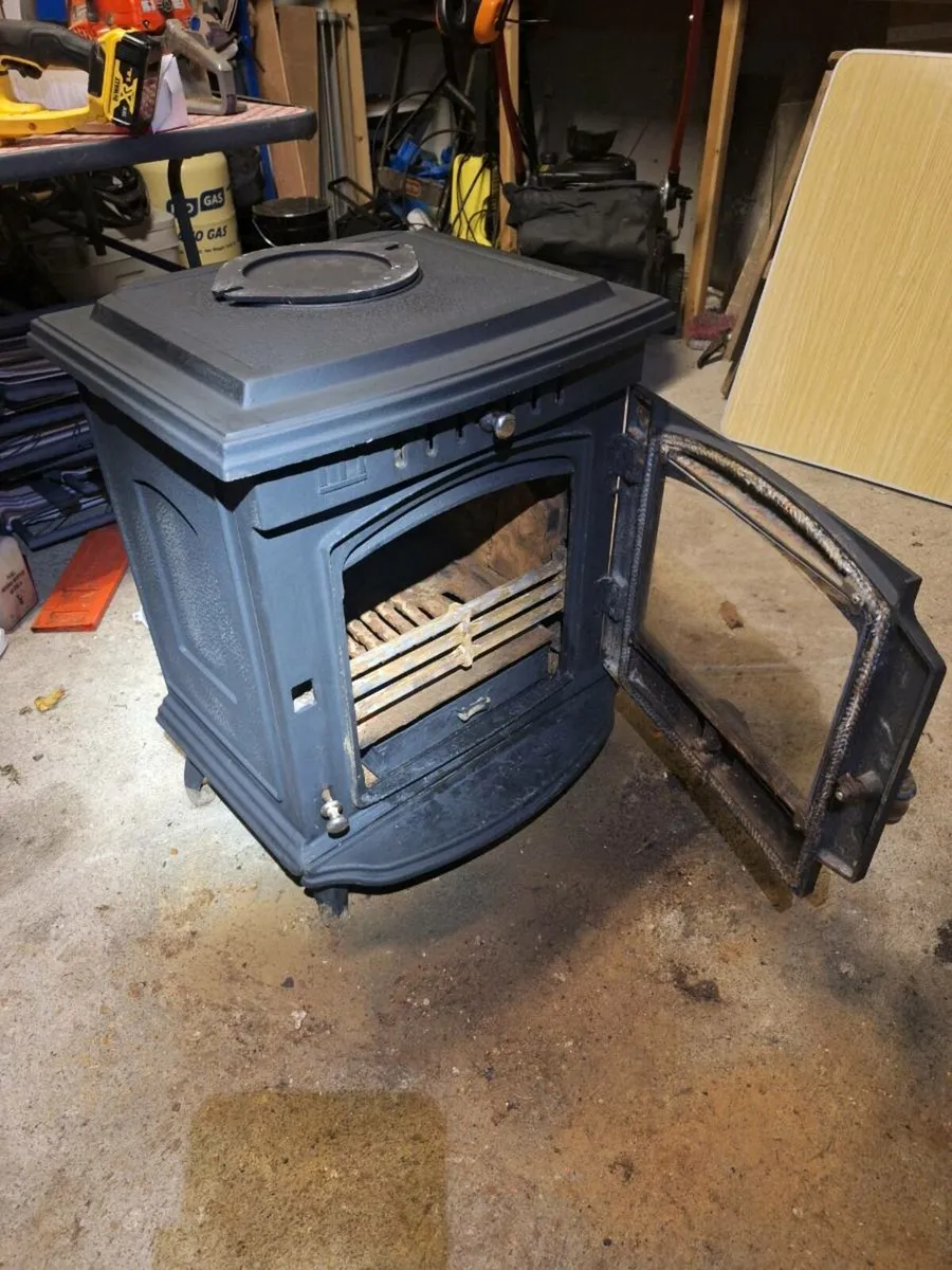 Stove 8KW - Image 1