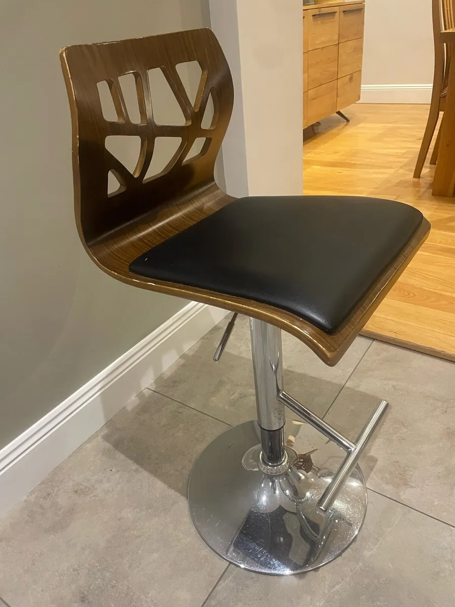 Bar stool - Image 2
