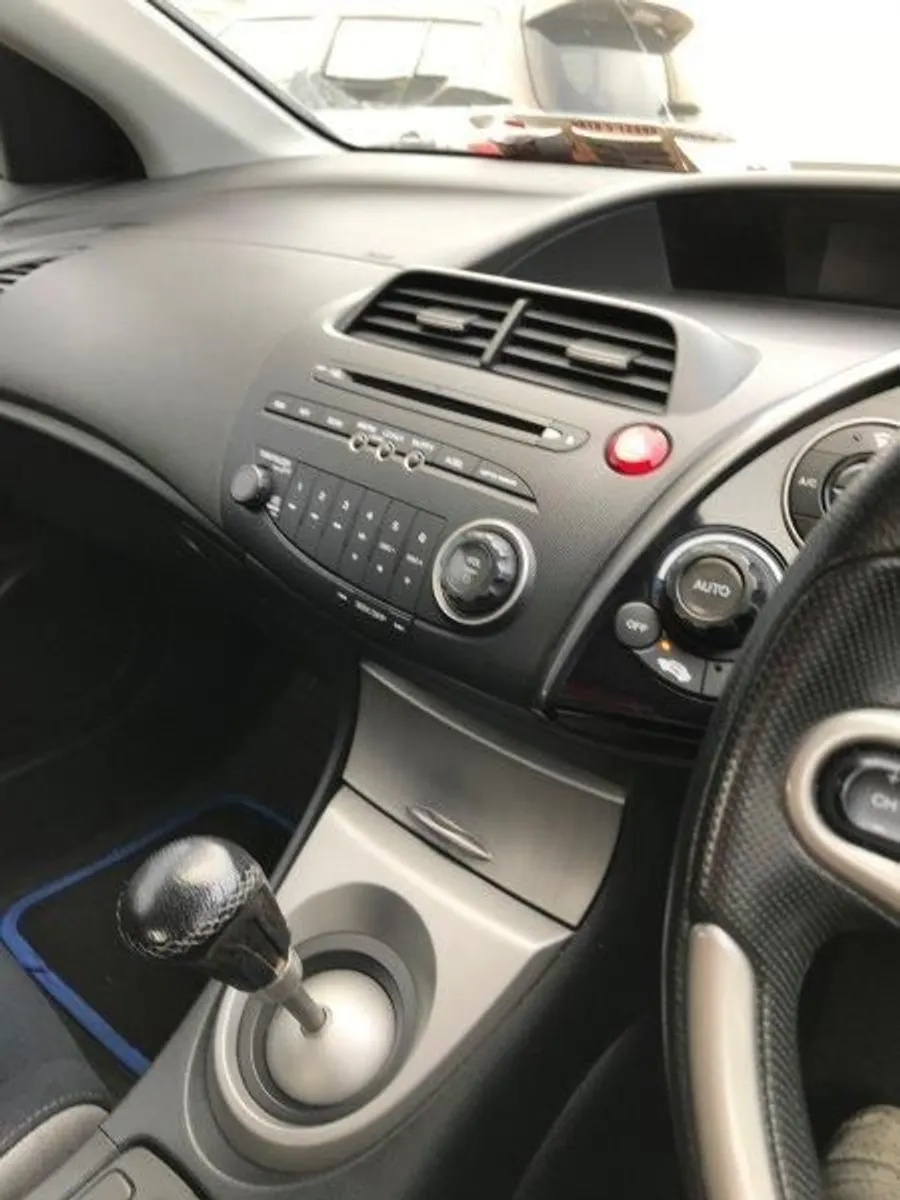 2007 Honda Civic - Image 2