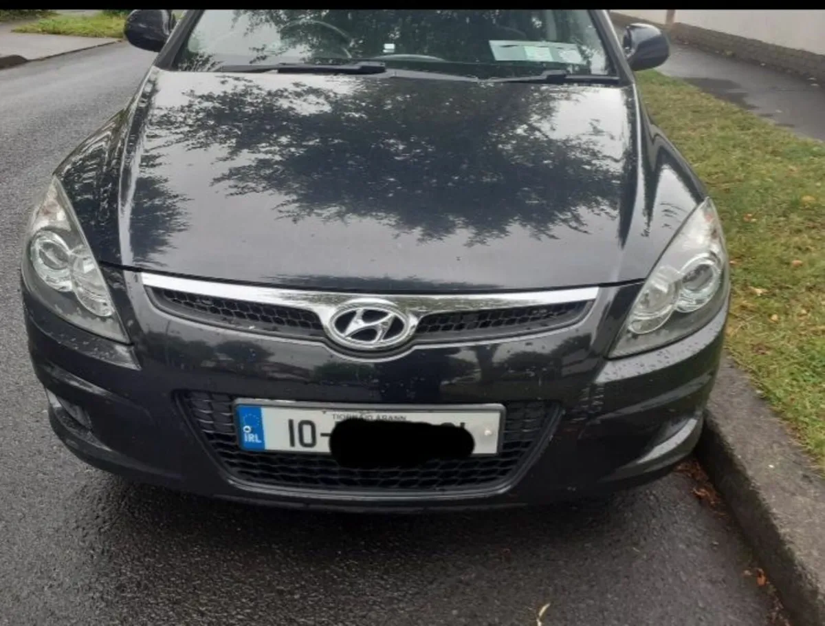 Hyundai i30 2010 - Image 1