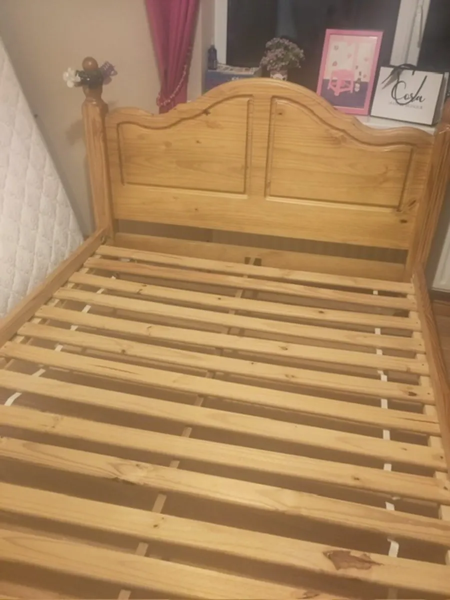 Double bed - Image 4