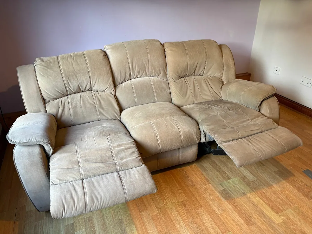 sofa - Image 4